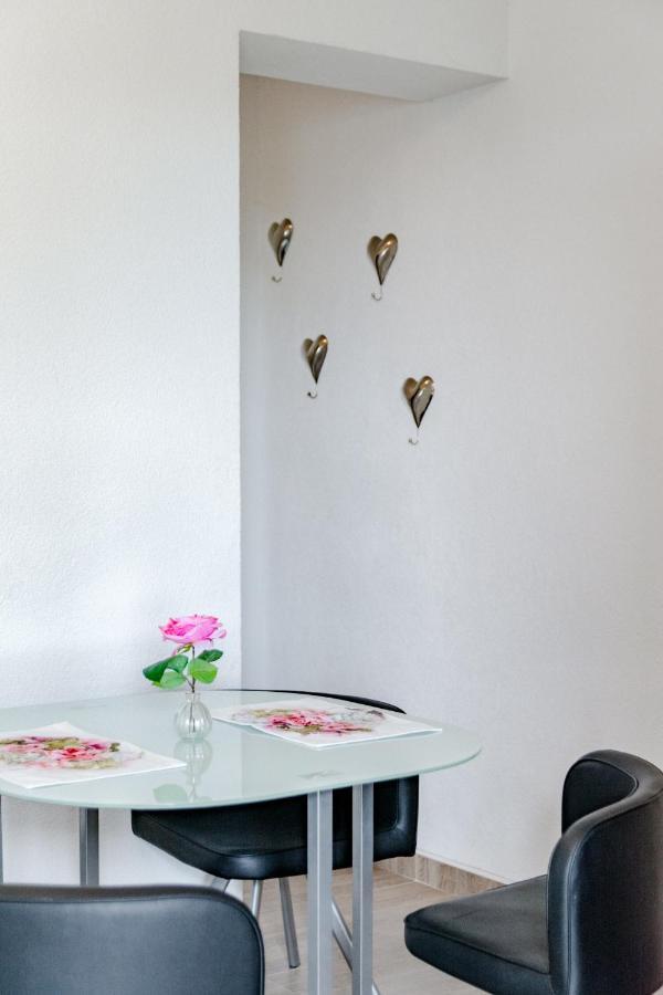 Apartment Anamaris Solin Bagian luar foto