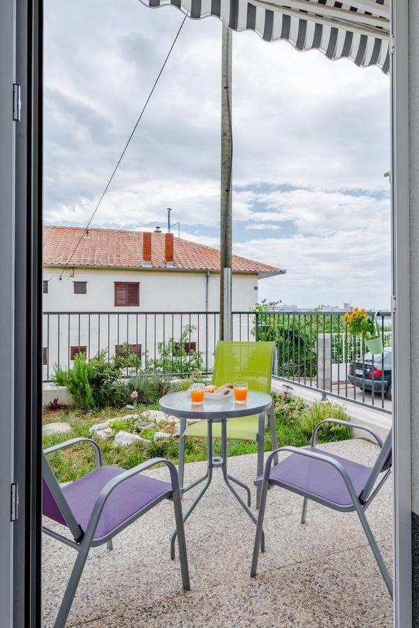 Apartment Anamaris Solin Bagian luar foto
